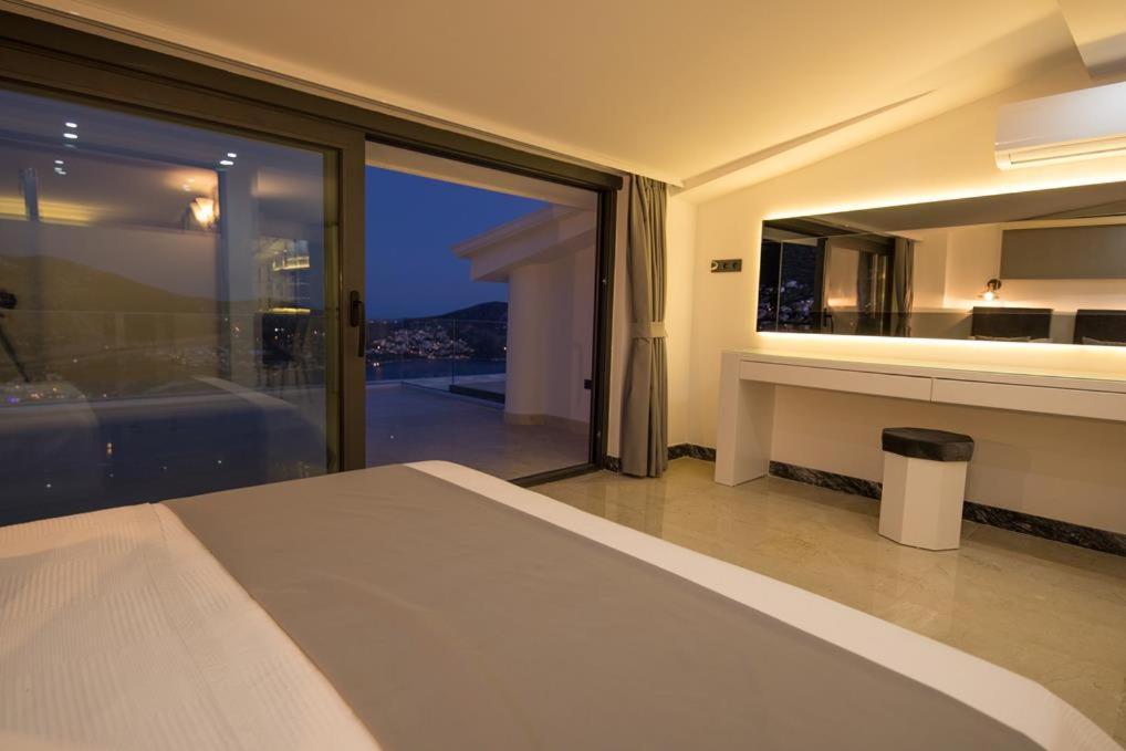Villa Unlimited 2 Luxury 6 Bedroom Villa Kas Exterior photo