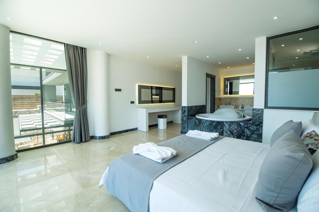 Villa Unlimited 2 Luxury 6 Bedroom Villa Kas Exterior photo